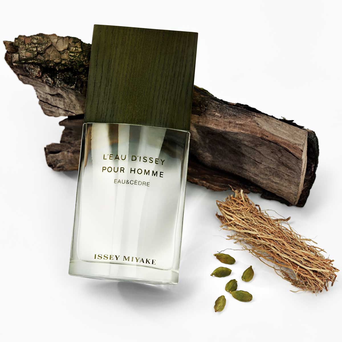 Eau & Cedre