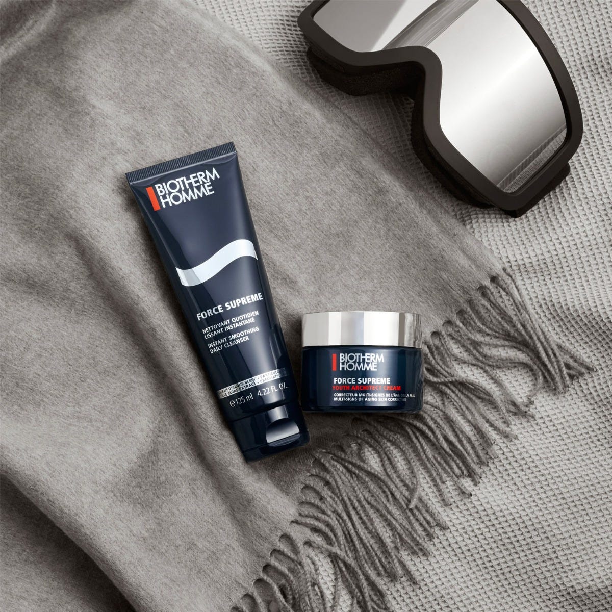 Force Supreme Youth Reshaping Cream