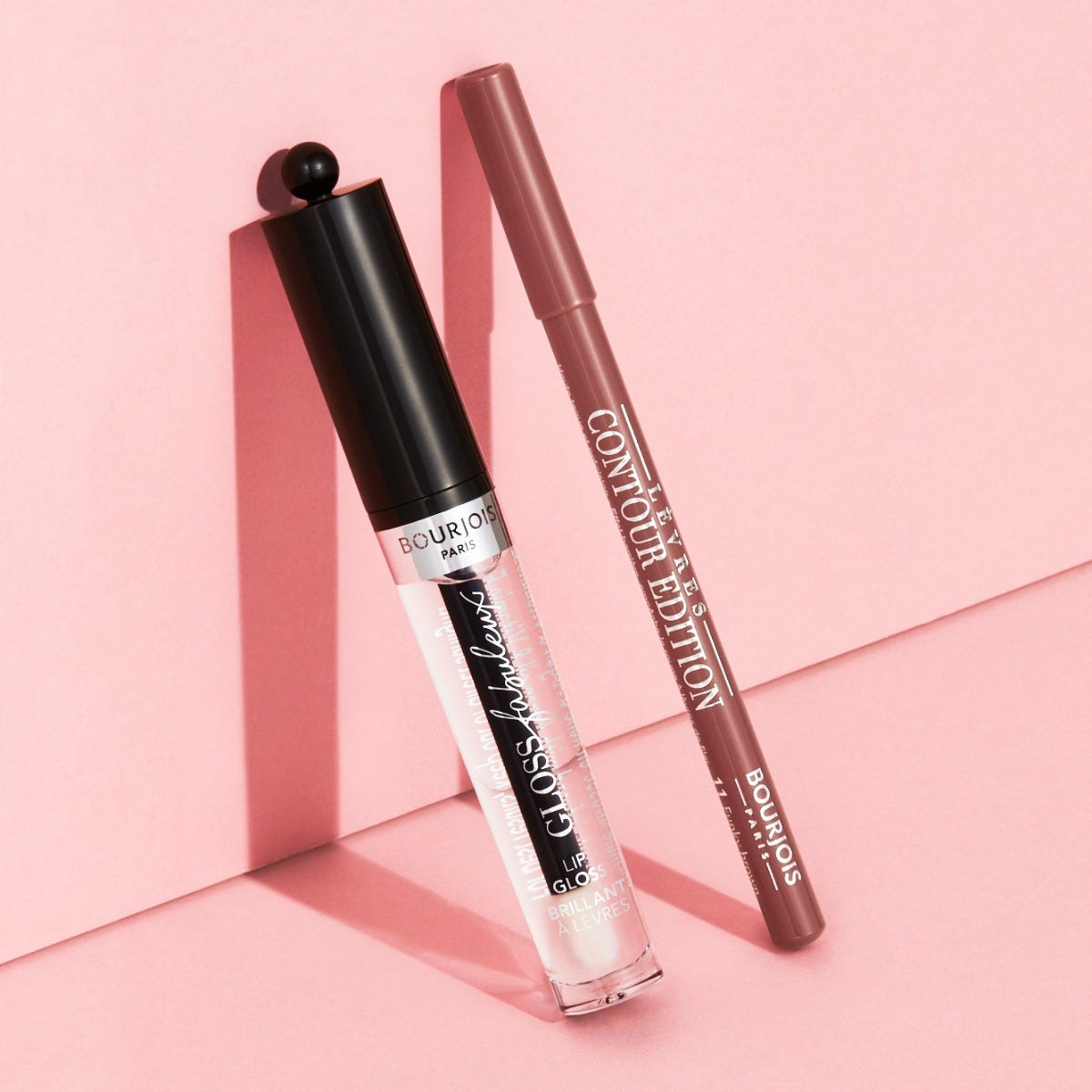 Velvet Countour Liner Nohalicious