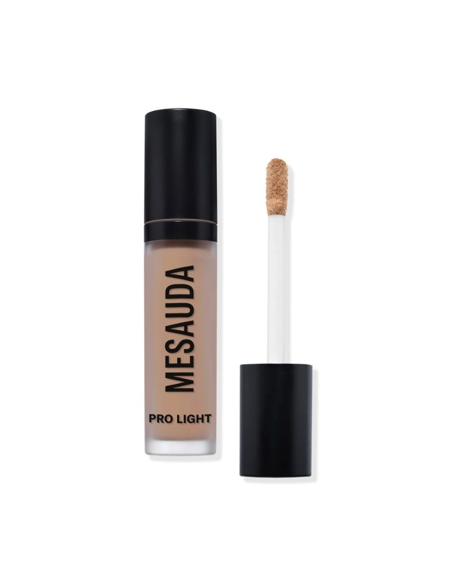Pro Light Concealer W70 Beige medio-scuro con sottotono pescato