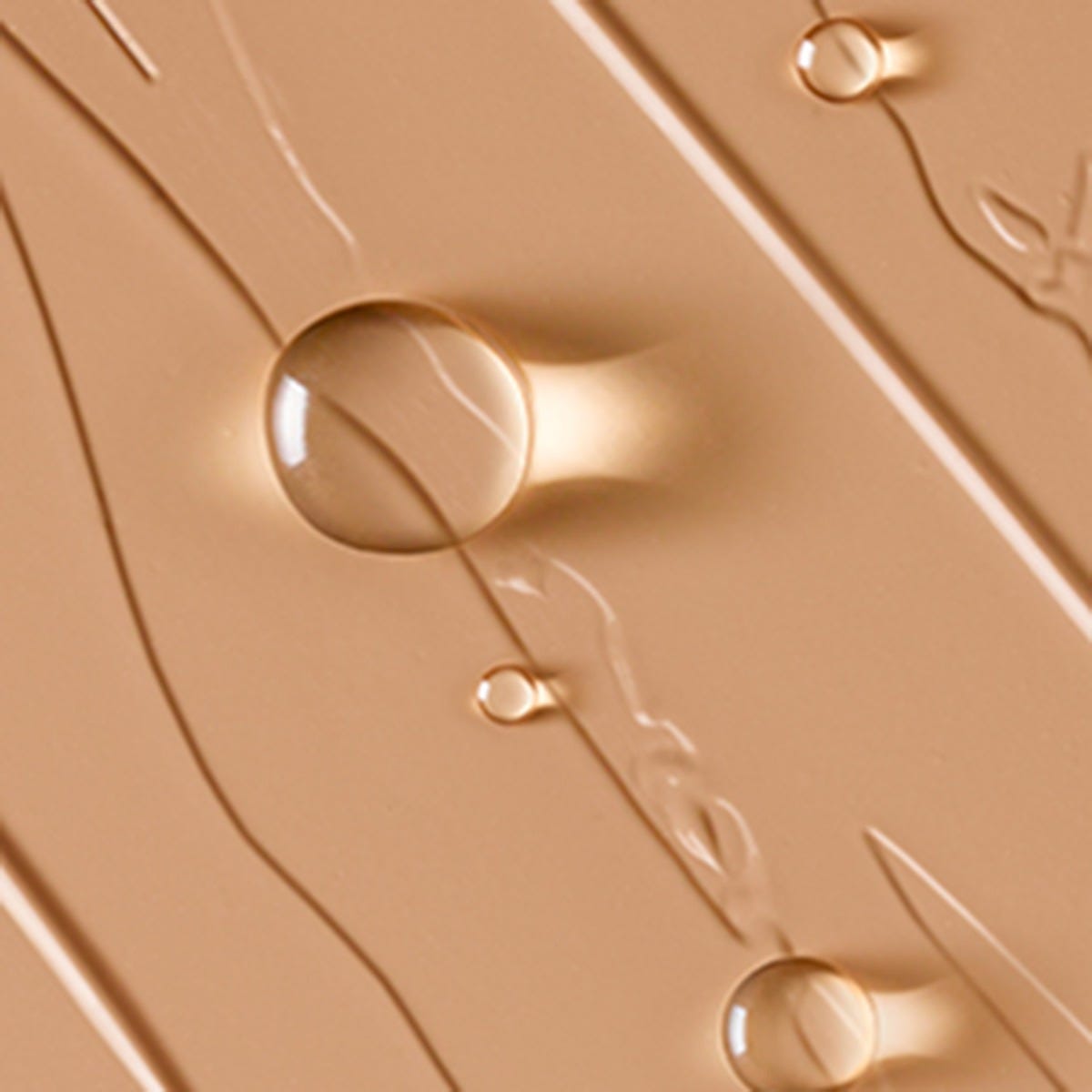 Fondotinta Liquido Radiant Lift