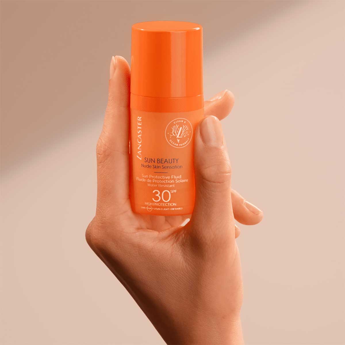 Lancaster Sun Beauty Protective Fluid SPF 30 Nude Skin Sensation Viso 30ml