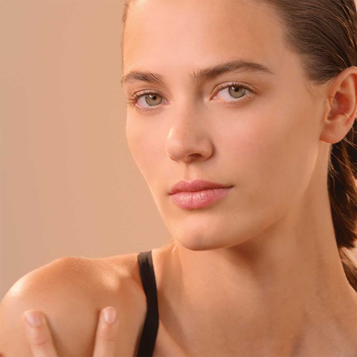 Lancaster Sun Beauty Protective Fluid SPF 30 Nude Skin Sensation Viso 30ml