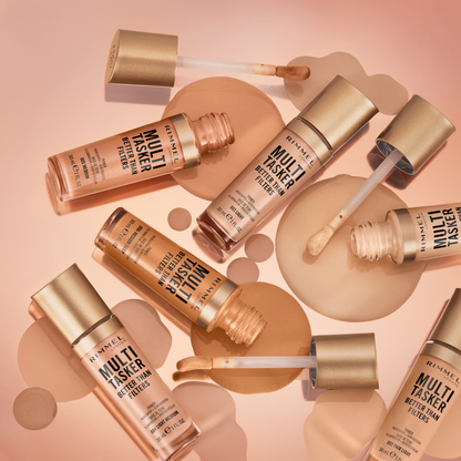 Rimmel Multi-Tasker Better Than Filters, 004 Light Medium, Primer Viso, Glow Booster e Illuminante, Formula Vegana, Leggera, Antietà, con Pigmenti che Riflettono la Luce, Maxi Applicatore Soft-Touch, 30ml (1oz)