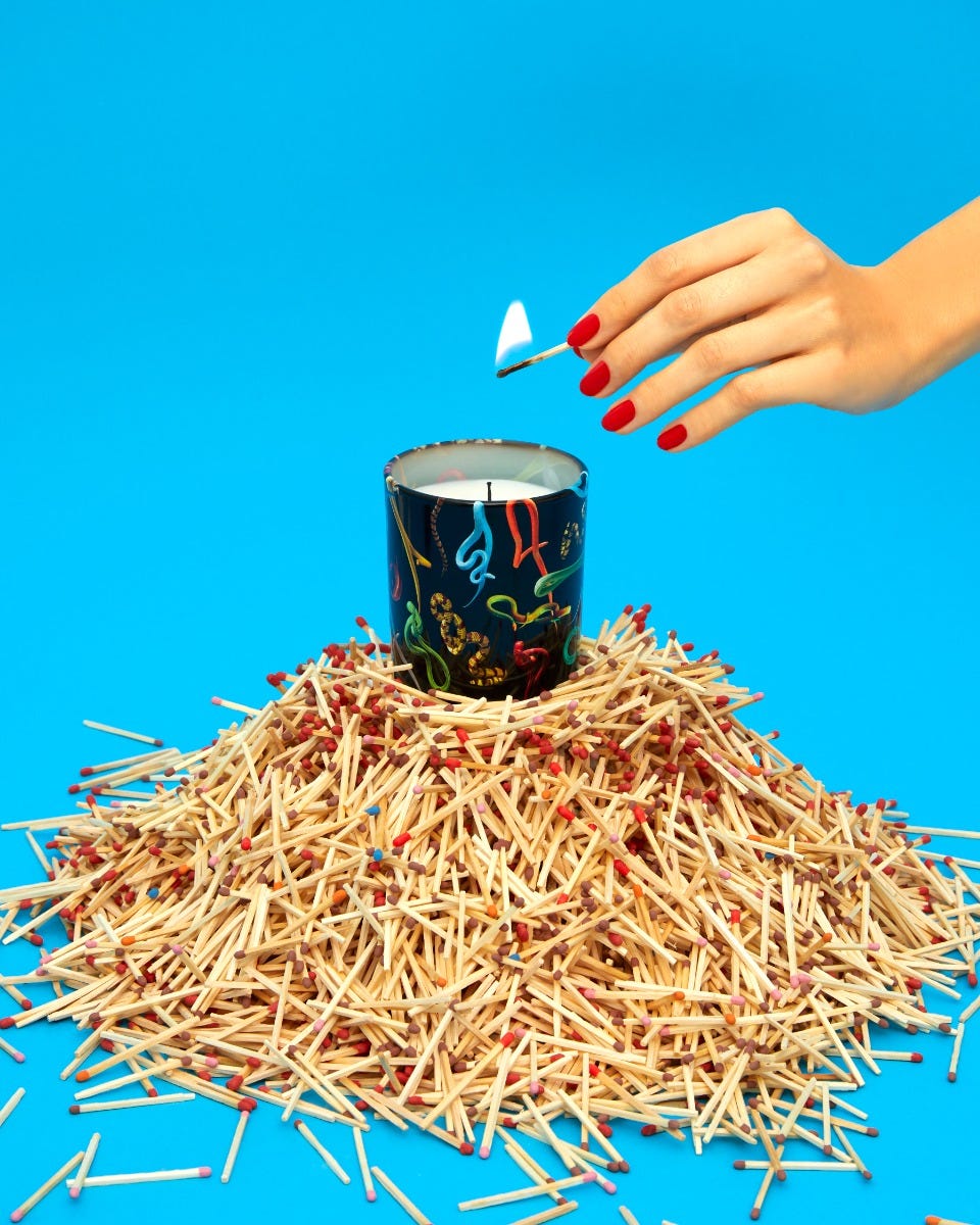Toiletpaper Candle Snakes Vaniglia & Pepe Sichuan 200g