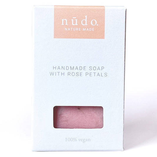 Sapone Fatto a Mano con Petali di Rosa